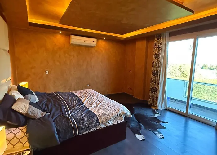 Luxurious Ritz Дом отдыха *